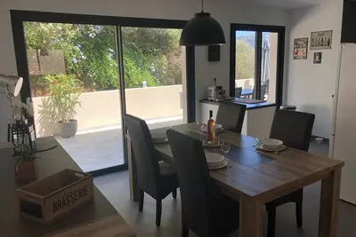 Image de Bel appartement T3 neuf à Portovecchio 70 m2 avec terrasse de 34m2