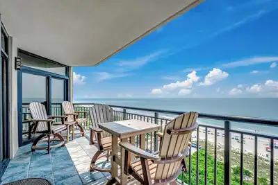 Image de Large Oceanfront 3 Bed / 3 Bath Unit (10th Floor) - par Luxury Beach Rentals