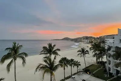 Image de Oceanfront condo with unobstructed views of Costa Azul beach!