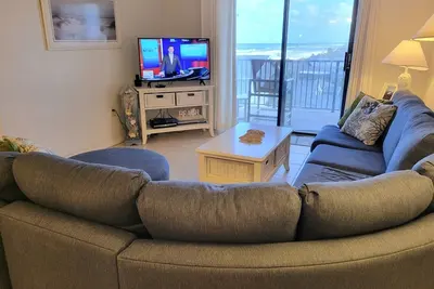 Image de New Smyrna Beach 2/2 Superbe condo sur l'eau.