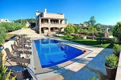 Image de Villa, Kondomari