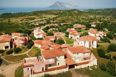 Image de Maison de vacances dans la Résidence Lu Nibareddu dans le Loiri