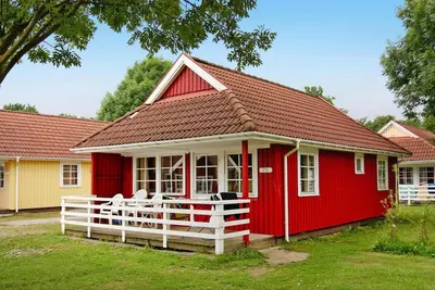 Image de Maison de campagne près de la Baltique avec spa