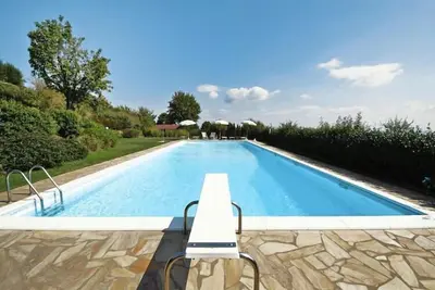 Image de Domaine Ă Monte Serra avec piscine et oliviers