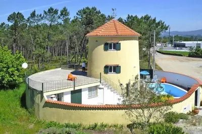 Image de Maison de vacances avec piscine privיe א Barcelos