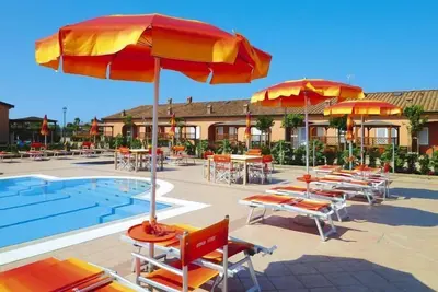 Image de Appartement dans la résidence de vacances Borgo Verde à Vada-anc. Tui
