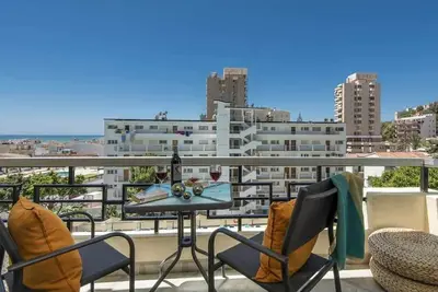 Image de Studio moderne et de style récent dans le centre de La Carihuela