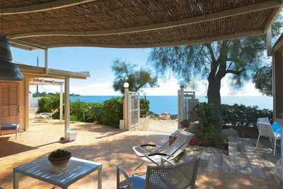 Maison de vacances avec vue sur la mer à Fontane Bianche