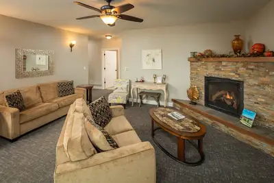 Image de Appartement de 3 chambres avec bain Ă remous, vues incroyables et couchers de soleil inoubliables!