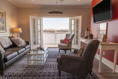 Image de Waterfront Apartment, 2nd floor unit