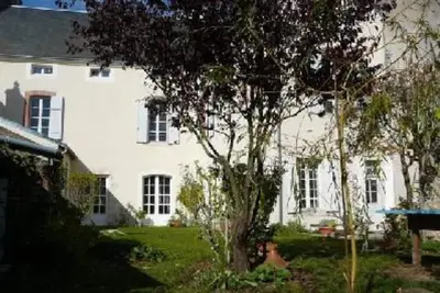 Image de Grande maison ancienne de caractère sur le port, avec jardin, à 1h40 de Paris