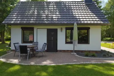 Image de Profitez du silence dans la maison Stork's Nest au bord de l'eau