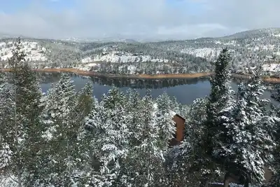 Image de Belle escapade à la montagne avec des vues épiques