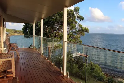 Image de Le Waterfront Cottage à North Arm Cove - Port Stephens Holiday Accommodation