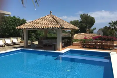 Villa de 5 chambres avec piscine privée fabuleuse, située à proximité de Puerto Portals