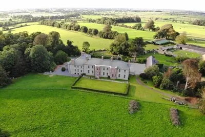 Image de Galway's CastleHacket House King's Room