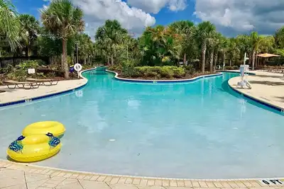 Image de Superbe maison 5 chambres avec jacuzzi et piscine à proximité de Disney 5528