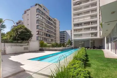 Image de Élégant 1br Apt w / Top Lieu, métro, piscine, salle de gym