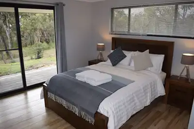 Image de Eagle Bay House - Salle d'été