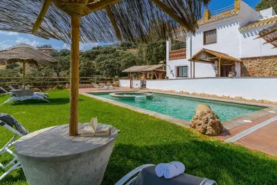 Image de Villa Fraskito Iznájar by Ruralidays