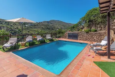 Casa Amelia Cómpeta by Ruralidays