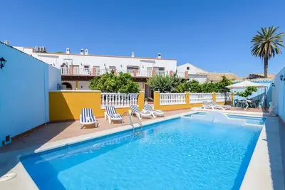 Image de Cortijo Rural El Patriarcal I y Ii Moriles by Ruralidays