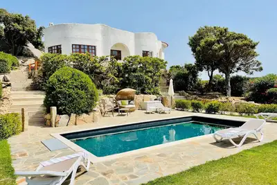 Nouveau! ! Belle villa avec vue sur la mer à la pointe nord de la Sardaigne