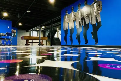 Image de Motown Bnb. Découvrez Détroit avec style.