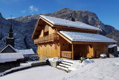 Image de Chalet récemment converti dans un cadre incroyable.