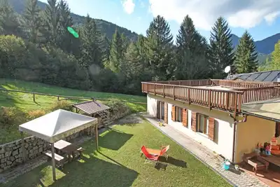 Image de Joli appartement avec piscine, Wifi, Tv, terrasse, animaux admis et parking, près de Riva Del Garda