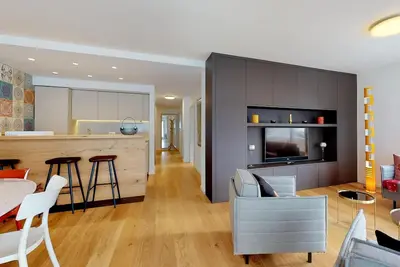 The traditional residential building \"Au Reduit\" is located in the heart of St.