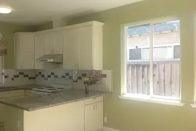 Image de Spacieuse maison unifamiliale rénovée bien située