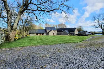 Spring Cottage (Sleeps 8) - Maisons de vacances avec vue sur la chaîne Snowdonia