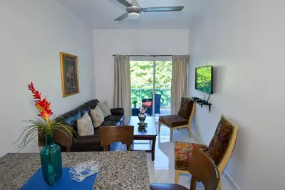 Image de Rosil Place, Full Apt #9 with Roof-top Ocean View