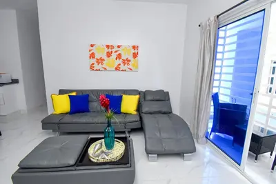 Image de Rosil Place, Apt #4 with Balcony by the Beach