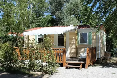 Image de Mobil-Home Standard 29m² (2 chambres) + terrasse couverte 5 personnes