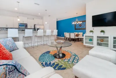 Image de 20 minutes de Disney, Services et installations, Piscine à d��bordement privée, Wifi, Câble, W / D