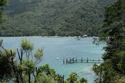 Image de Kiwi Bach classique, Endeavour Inlet, Queen Charlotte Sounds Marlborough