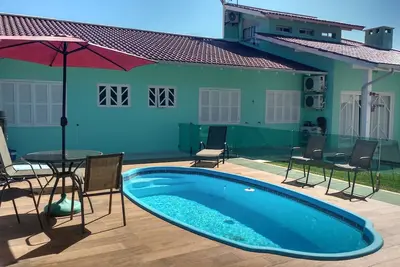 Image de Maison 4d calme, confortable et sûre, à 250m de la mer.