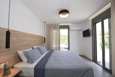 Image de Un royaume de luxe privé avec tout le confort dont vous avez envie à 200m de la plage!