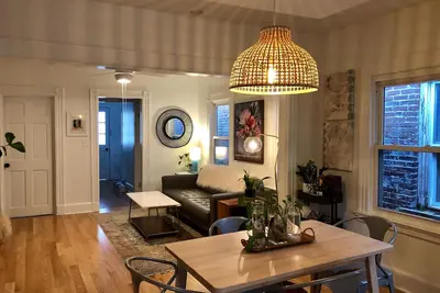 Image de Bienvenue Ă la maison - East Rock Gem - 5 min Ă Yale