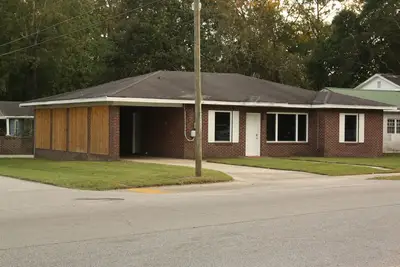 Image de 2 Br House, Pas Une UNITÉ PARTAGÉE, TRÈS PRIVÉ, Pas De Frais De Nettoyage CACHÉS,