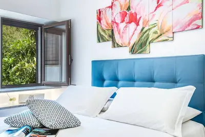 Sorrento Elegance Suite