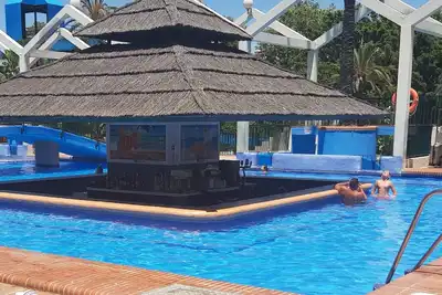 Image de Benal Beach Appartement 1 chambre avec vue sur la piscine