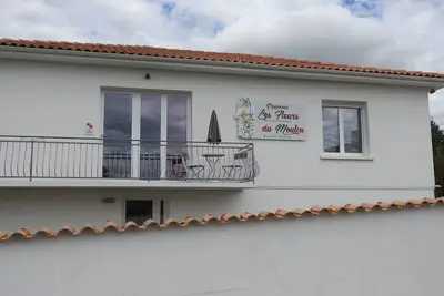 Image de Appartement situé au rez de chaussée d'une petite résidence en comportant quatre