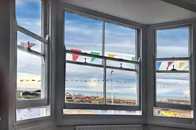 Image de Cottage de contrebandiers unique avec vue parfaite sur la mer et emplacement dans la vieille ville