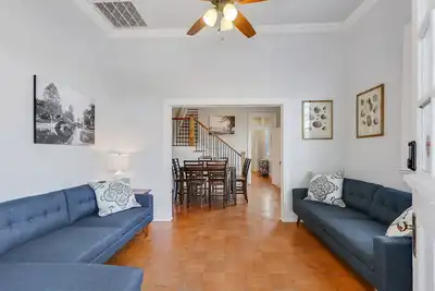 Image de Exclusive Gem / Greenway & Streetcar Nearby