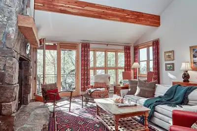 Image de 3bd / 4. 5ba Moose Creek 2: 3 Br / 4. 5 Maisons de Ville Ba Ă Teton Village, Pour 8 Personnes