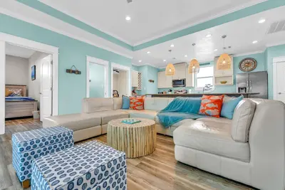 Image de Senor Whiskers - New 3 Br, 2. 5 Bath, 10 personnes, Animaux acceptés