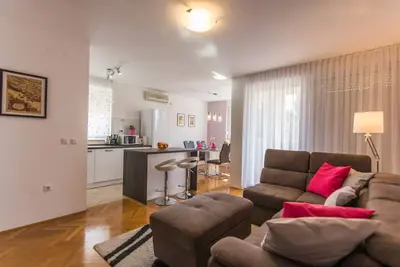 Image de Appartement M and C (14586-A1) - Biograd